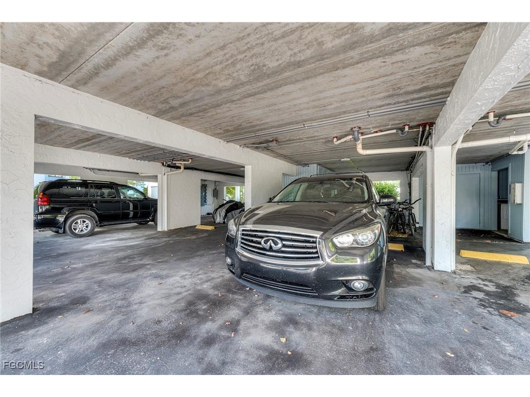 1250 Tennisplace Court #D33 Sanibel FL 33957 2025003472 image43