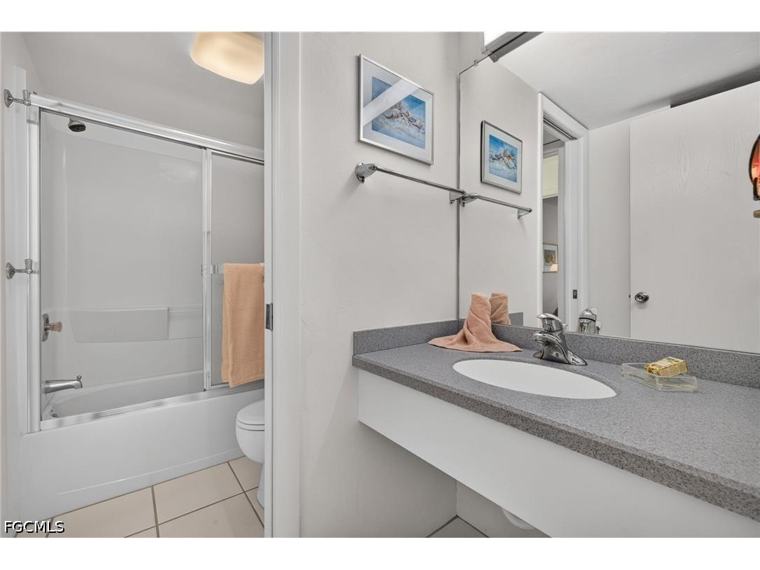 1250 Tennisplace Court #E22 Sanibel FL 33957 2026024841 image14