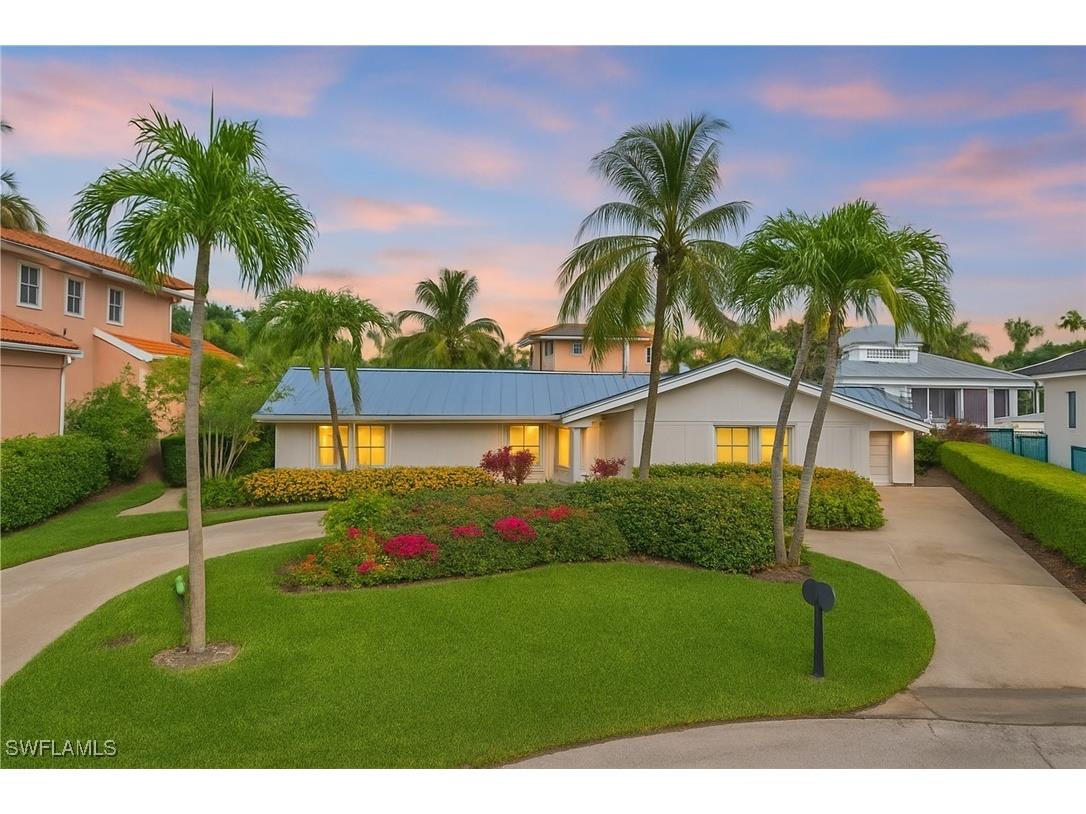 1250 Tuna Court Naples FL 34102 225073898 image2