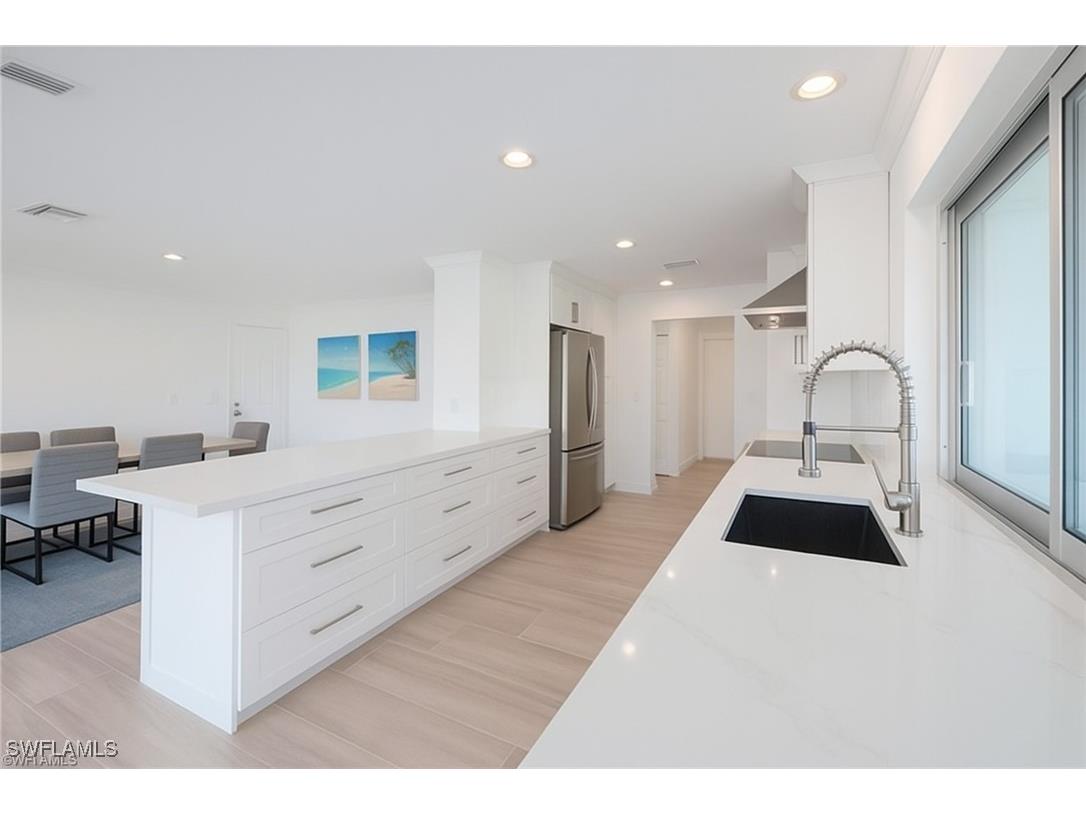 1250 Tuna Court Naples FL 34102 225073898 image9