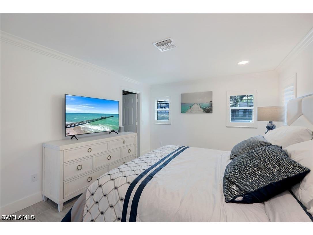 1250 Tuna Court Naples FL 34102 226020249 image20