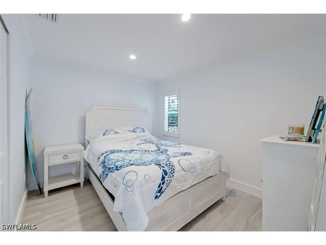 1250 Tuna Court Naples FL 34102 226020249 image22