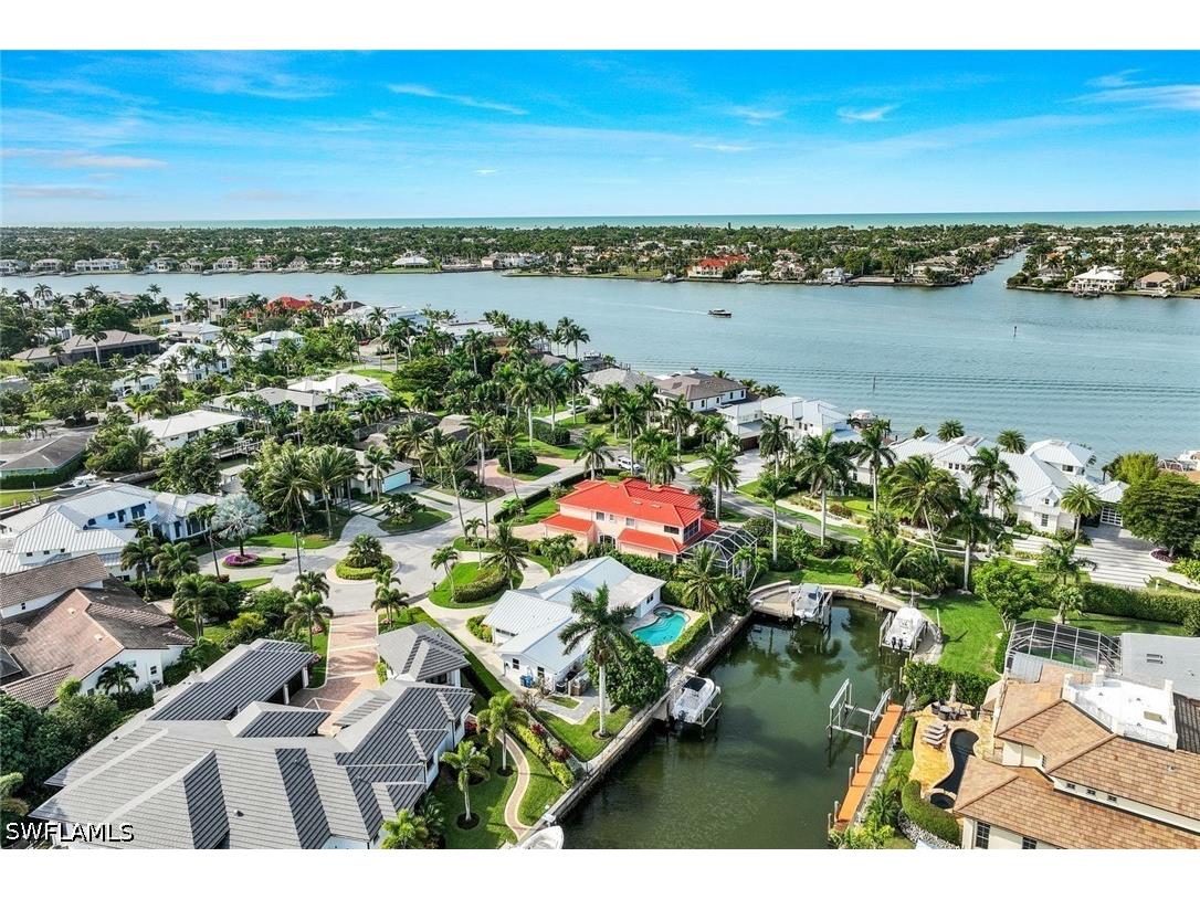 1250 Tuna Court Naples FL 34102 226020249 image3