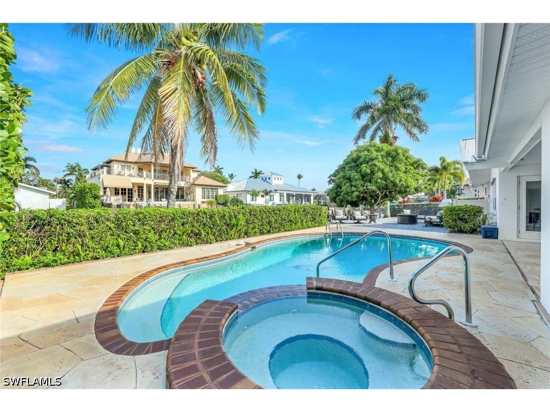 1250 Tuna Court Naples FL 34102 226020249 image32