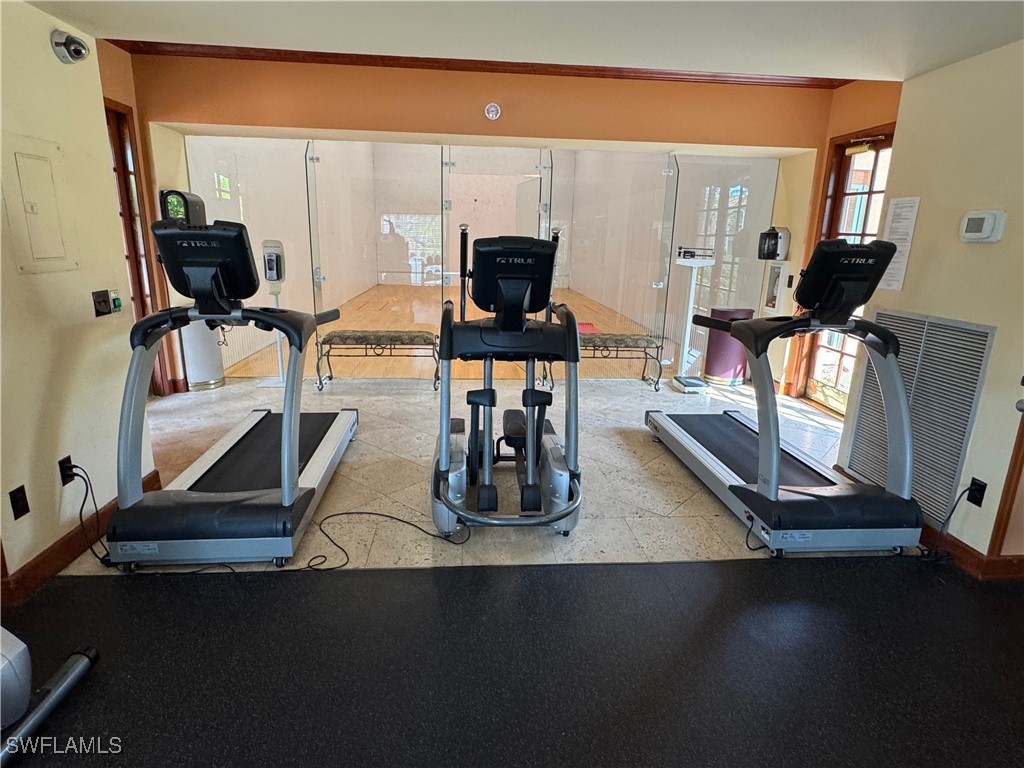 1250 Wildwood Lakes Boulevard #101 Naples FL 34104 225064480 image24