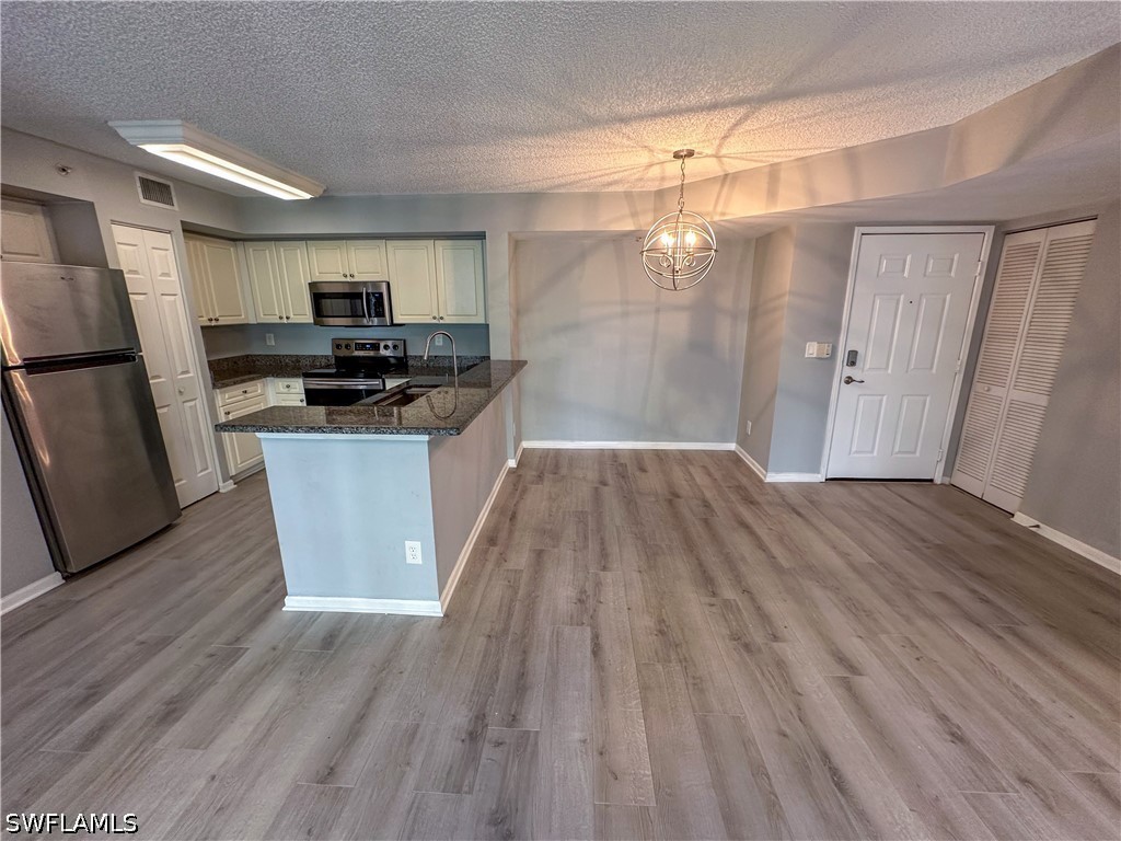 1250 Wildwood Lakes Boulevard #206 Naples FL 34104 226019556 image8
