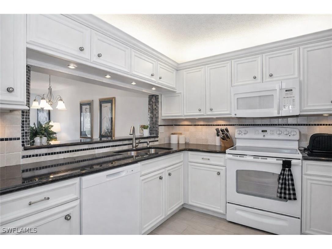 1250 Yesica Ann Circle #E102 Naples FL 34110 226009544 image6