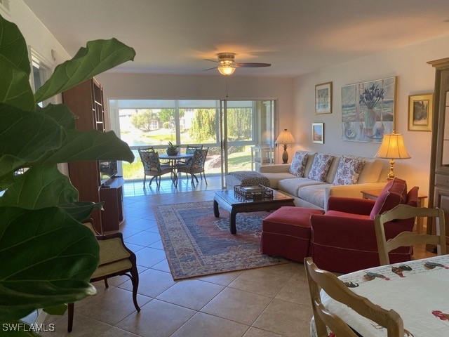 1250 Yesica Ann Circle #E106 Naples FL 34110 225052588 image1