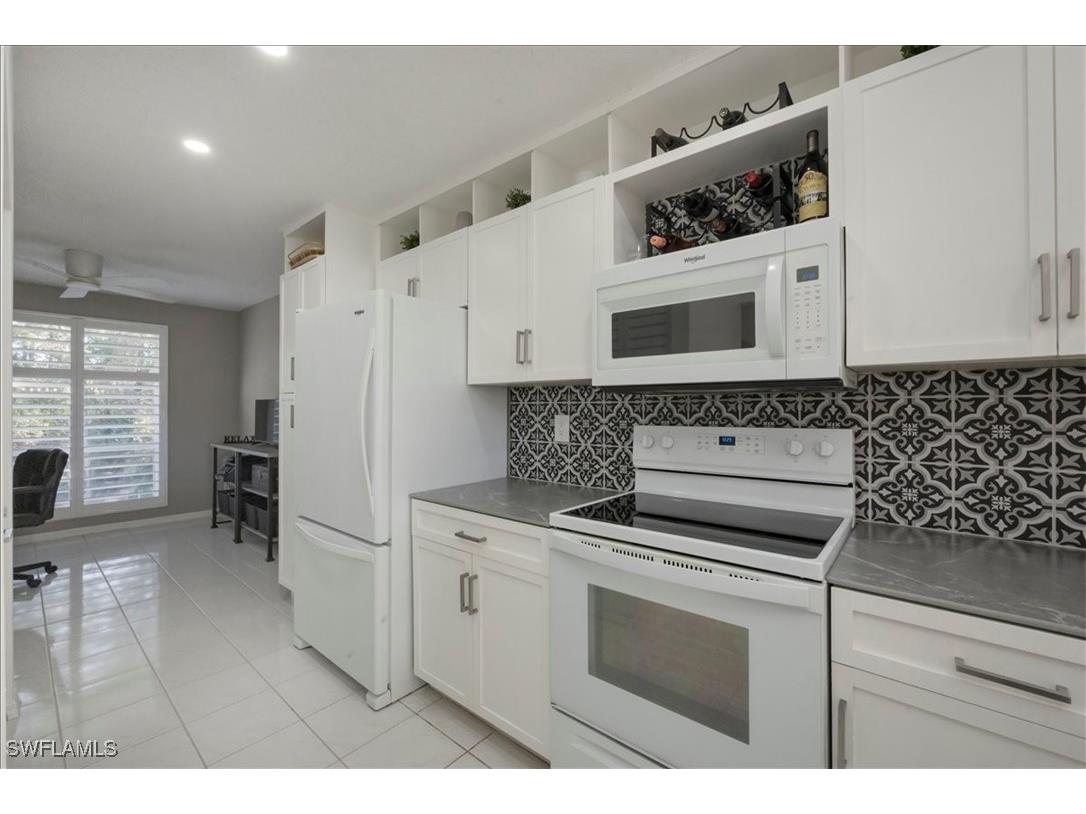 1250 Yesica Ann Circle #E201 Naples FL 34110 226001046 image6