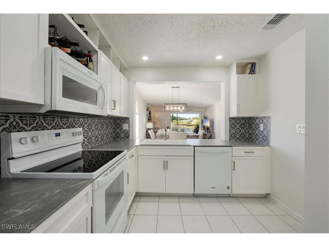 1250 Yesica Ann Circle #E201 Naples FL 34110 226001046 image7