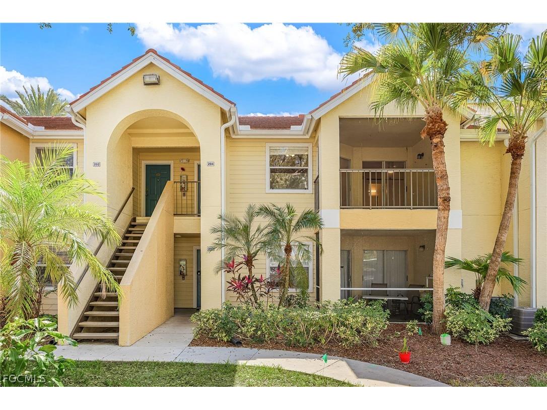 12500 Equestrian Circle #204 Fort Myers FL 33907 2026008305 image1