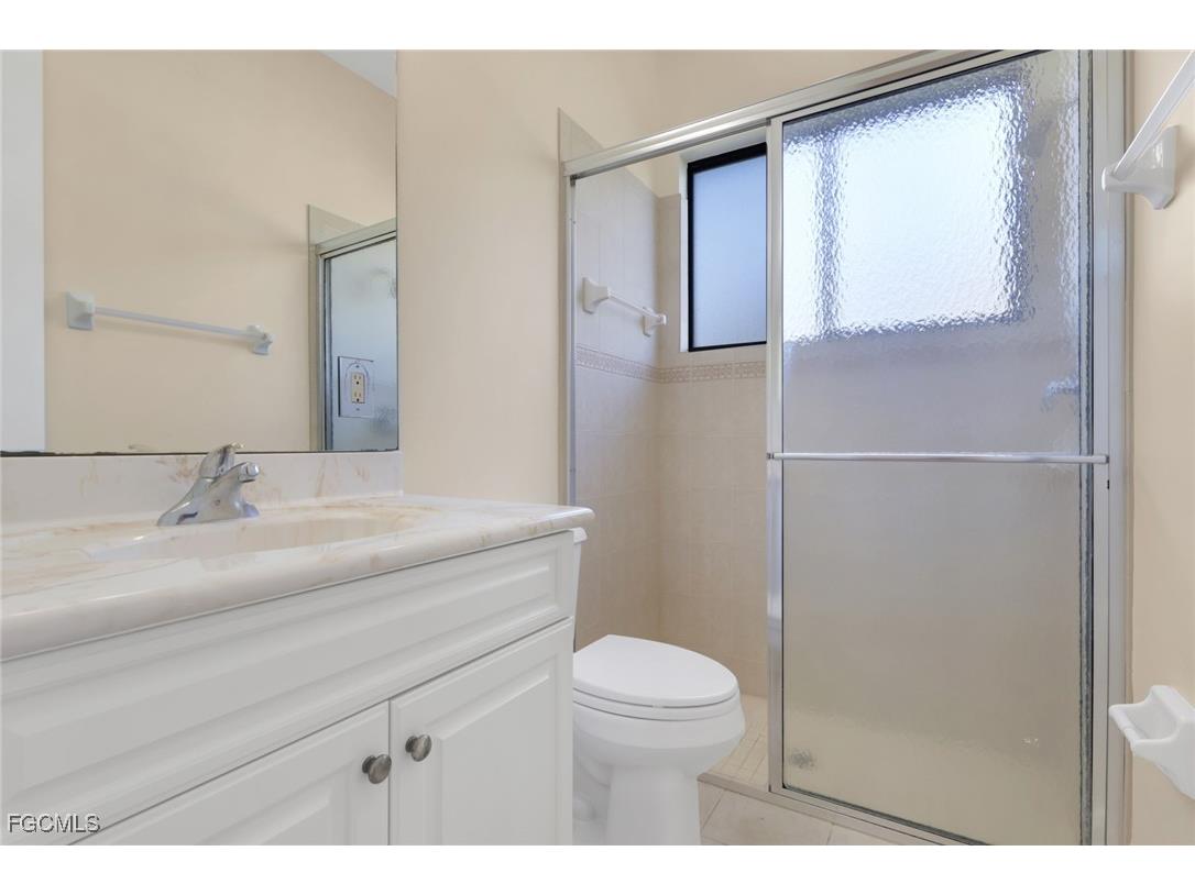 12500 Fairmont Drive Fort Myers FL 33913 2025021505 image27