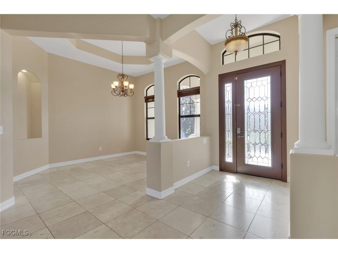 12500 Fairmont Drive Fort Myers FL 33913 2025021505 image8