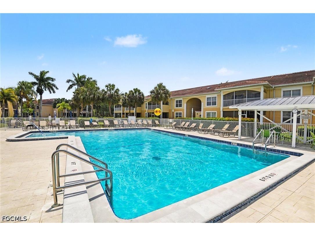 12501 Mcgregor Boulevard #10 Fort Myers FL 33919 2026018610 image1