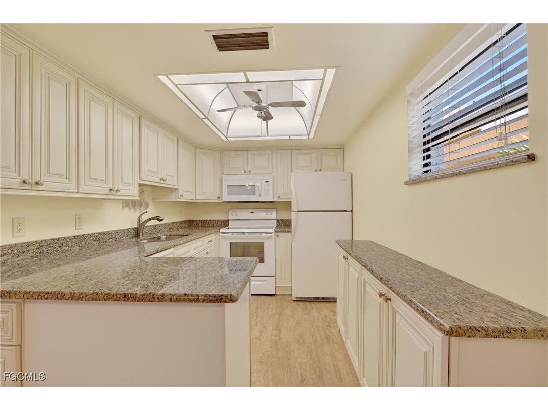 12501 Mcgregor Boulevard #28 Fort Myers FL 33919 2025025181 image4
