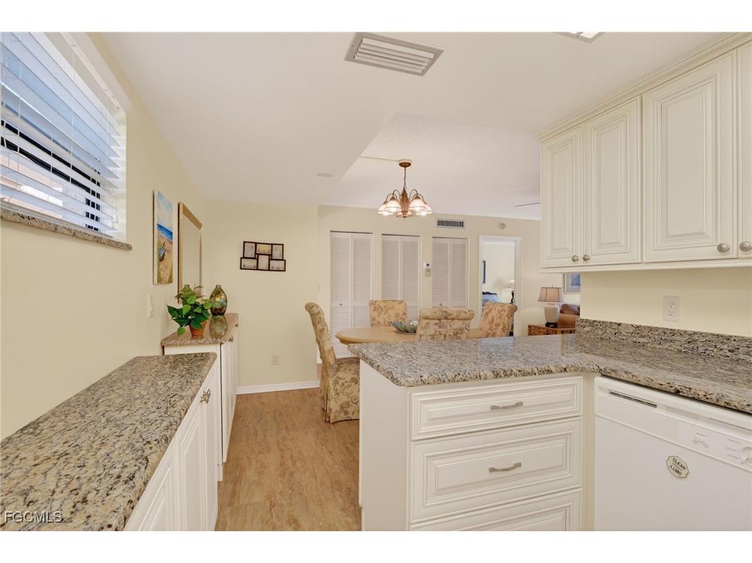 12501 Mcgregor Boulevard #28 Fort Myers FL 33919 2025025181 image6