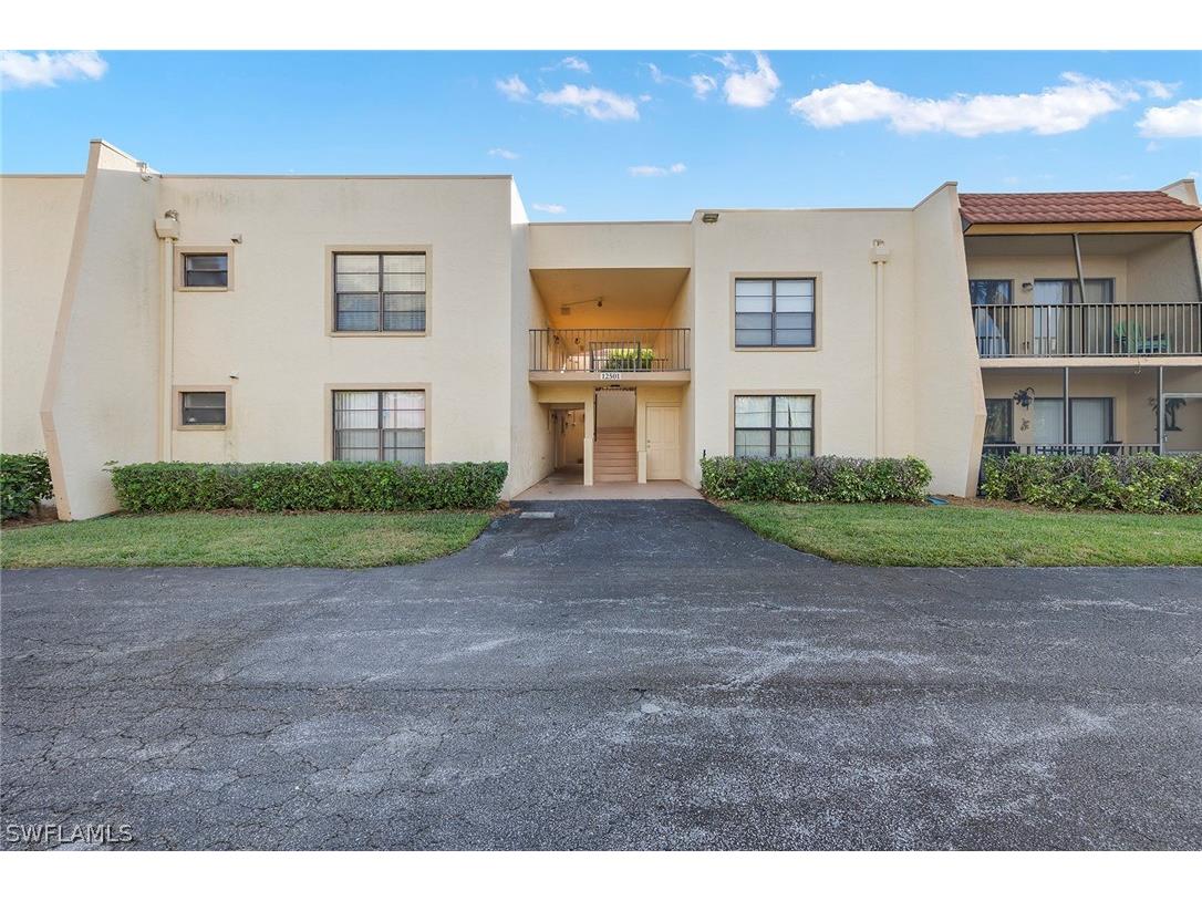 12501 Mcgregor Boulevard #8 Fort Myers FL 33919 224039355 image1
