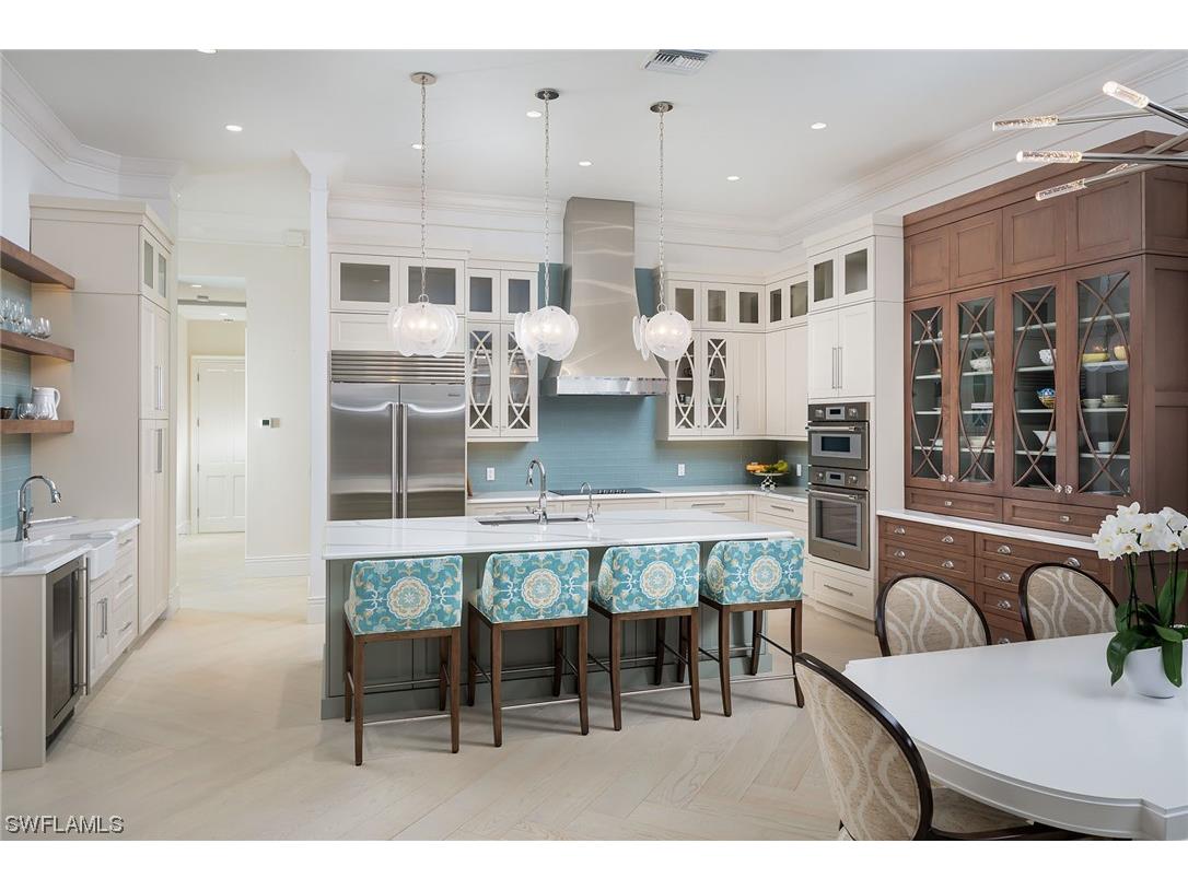 12502 Colliers Reserve Drive Naples FL 34110 223027515 image1