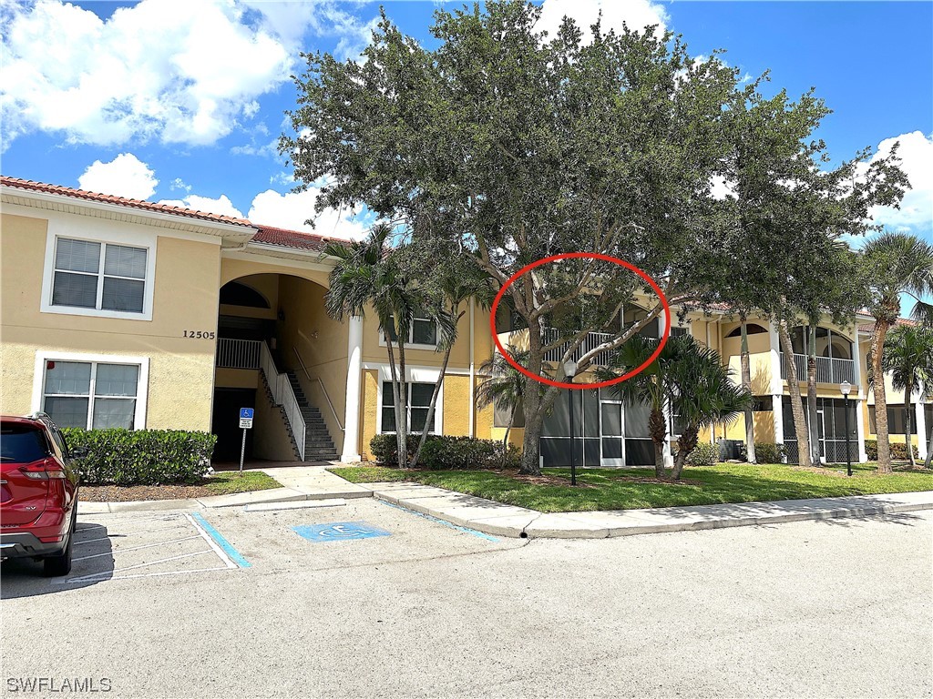 12505 Mcgregor Boulevard #202 Fort Myers FL 33919 223031561 image1
