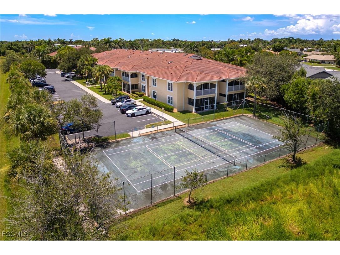 12505 Mcgregor Boulevard #206 Fort Myers FL 33919 2025003679 image46