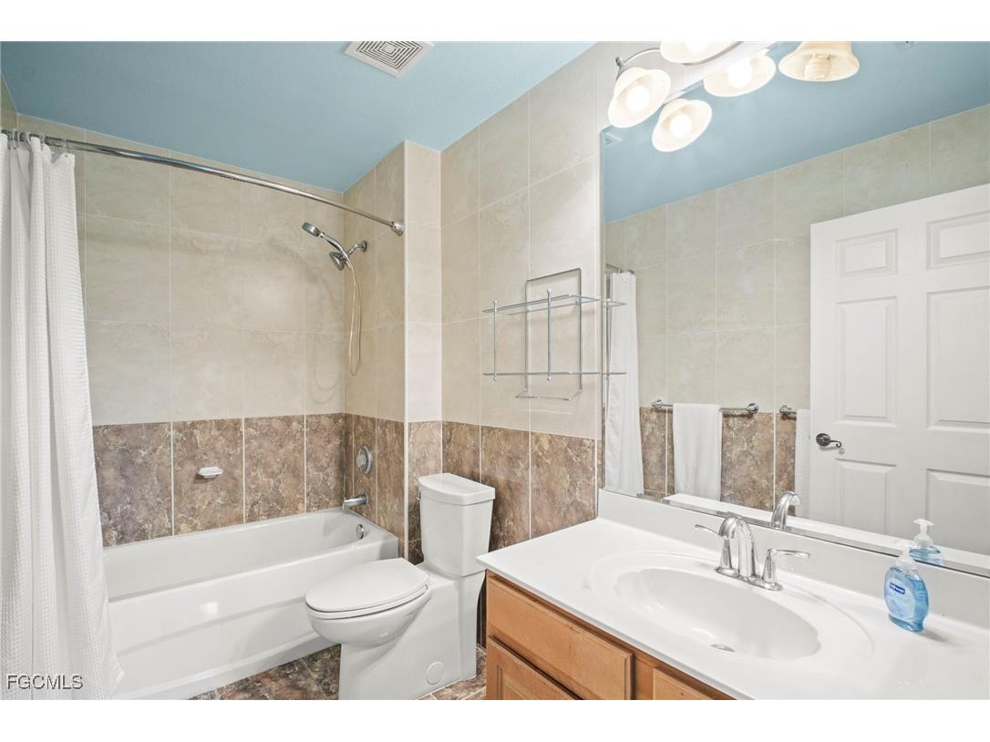 12505 Mcgregor Boulevard #213B Fort Myers FL 33919 2025008033 image26