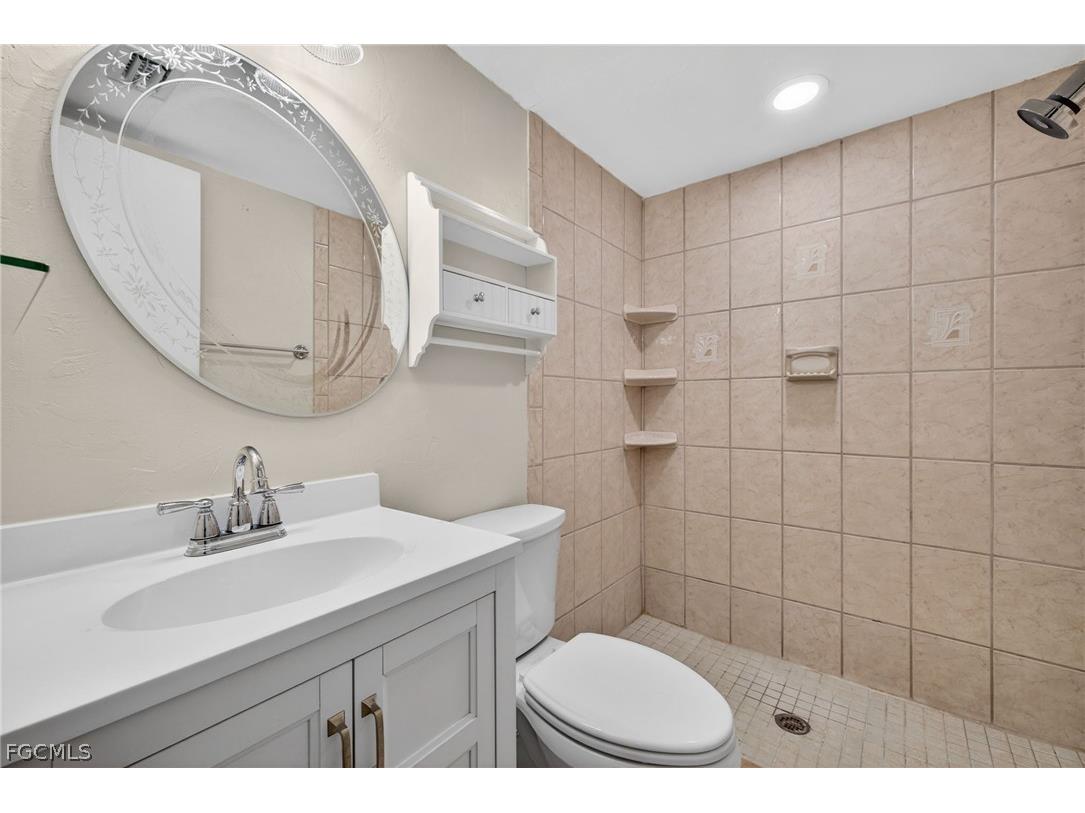 1251 Barrett Road #702 North Fort Myers FL 33903 2026007756 image15