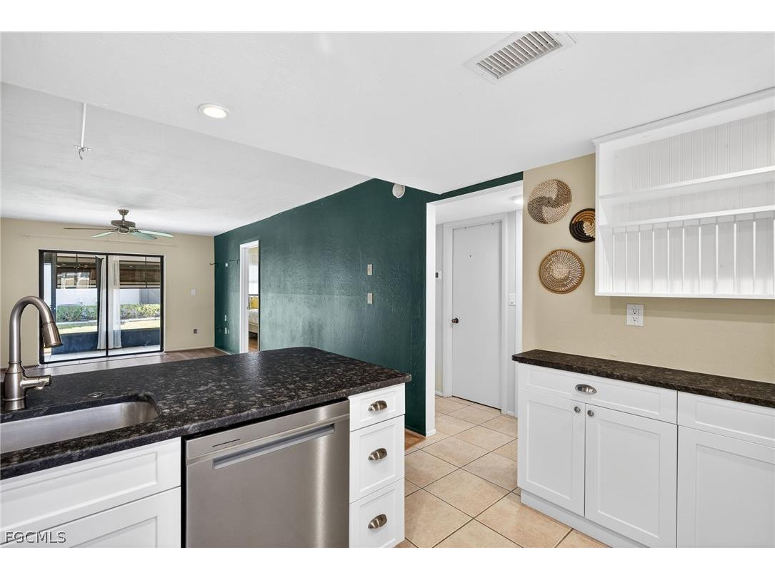 1251 Barrett Road #702 North Fort Myers FL 33903 2026007756 image6