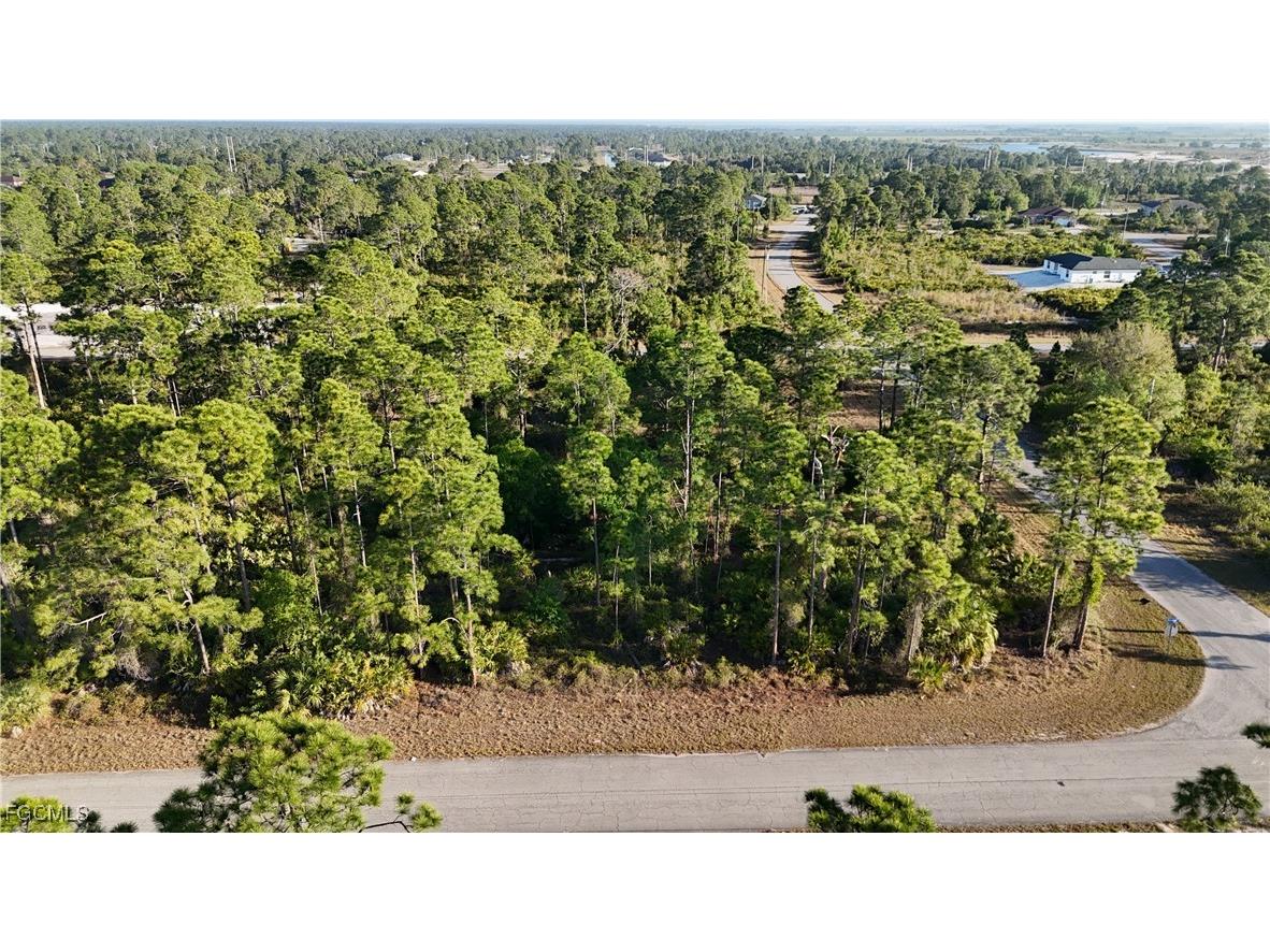 1251 Bermar Street Fort Myers FL 33913 2025003842 image3