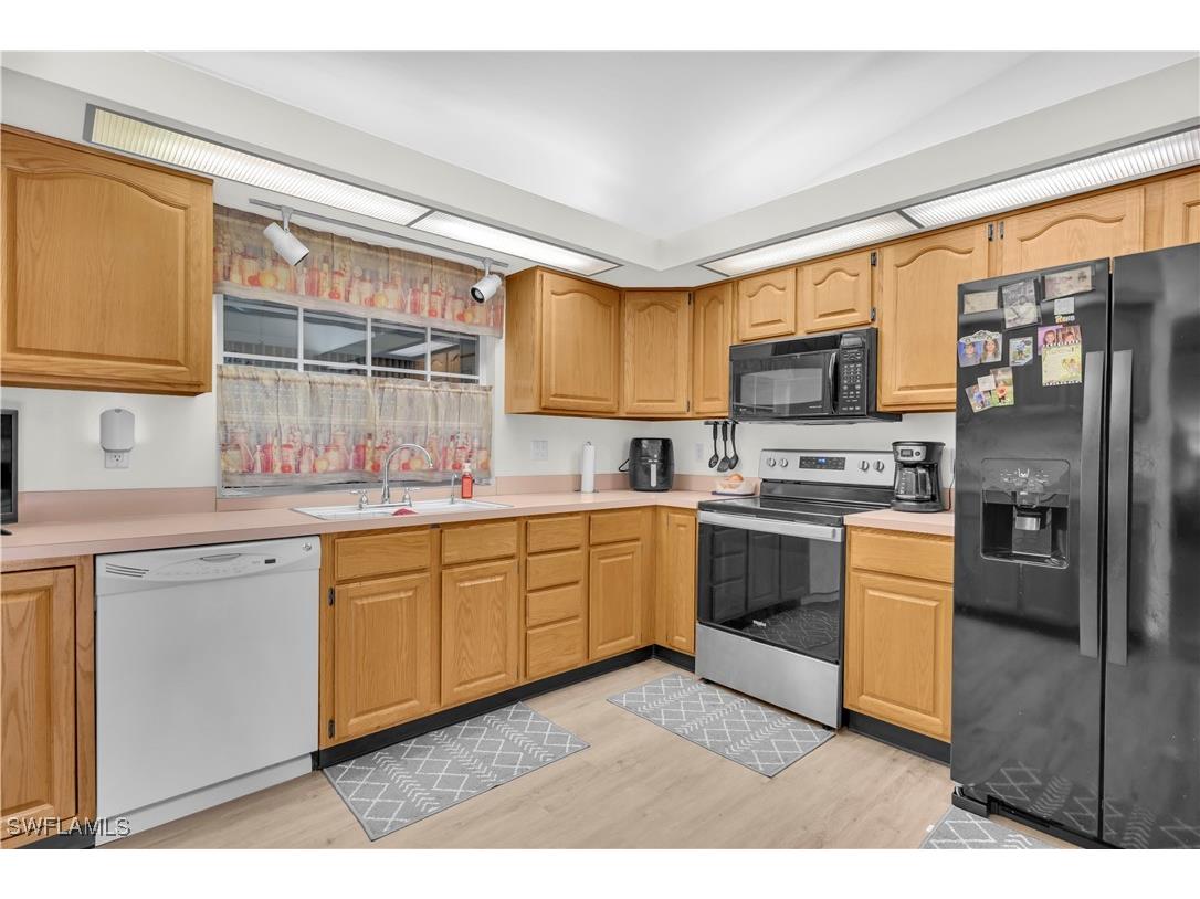 1251 Broadwater Drive Fort Myers FL 33919 225082560 image12