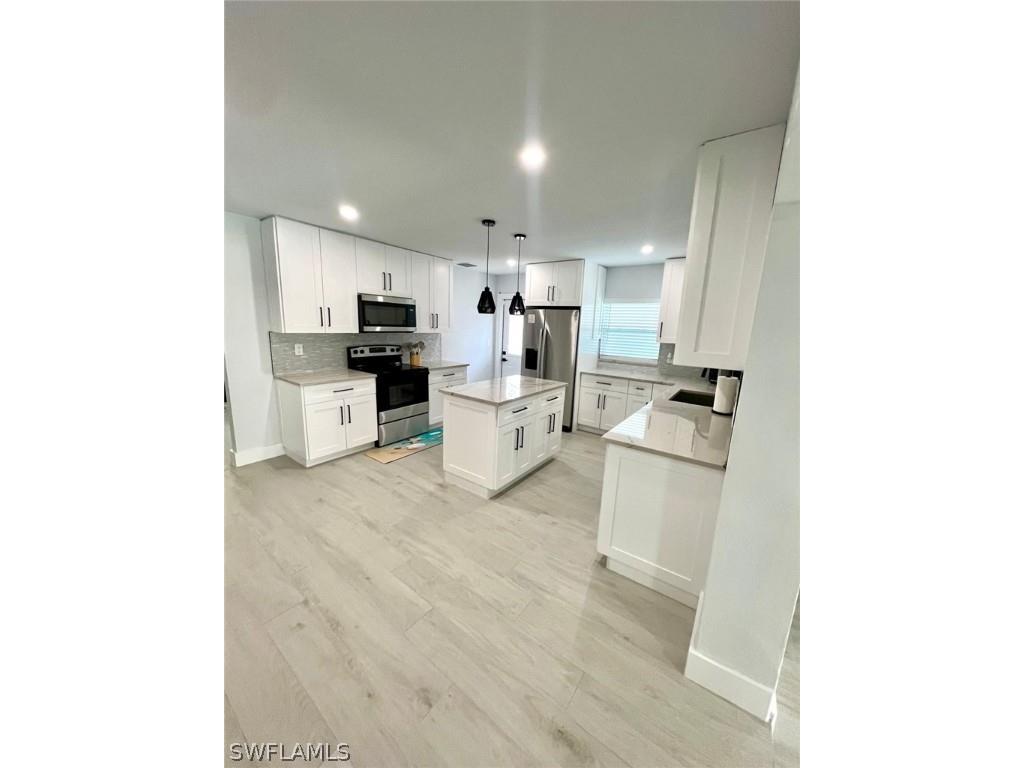 12511 Davis Boulevard Fort Myers FL 33905 226009651 image10