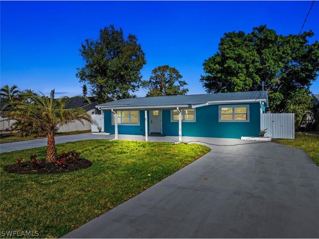 12511 Davis Boulevard Fort Myers FL 33905 226009651 image3