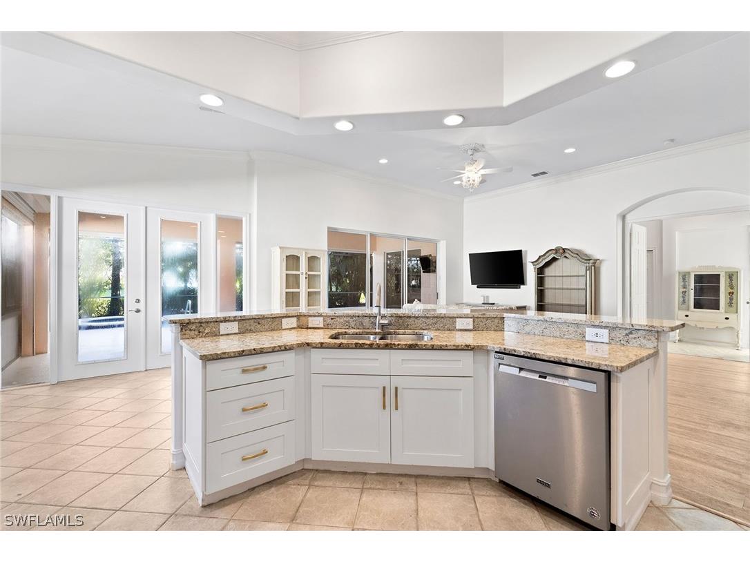 12512 Wildcat Cove Circle Estero FL 33928 225077395 image4