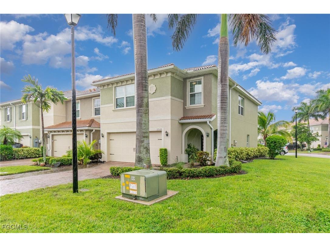 12518 Laurel Cove Drive Fort Myers FL 33913 2025010919 image1