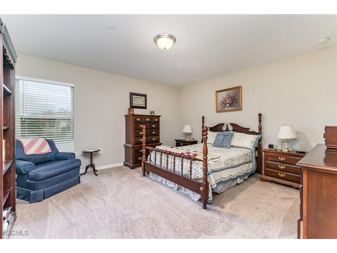 12518 Laurel Cove Drive Fort Myers FL 33913 2025010919 image17