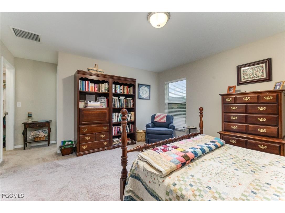 12518 Laurel Cove Drive Fort Myers FL 33913 2025010919 image19