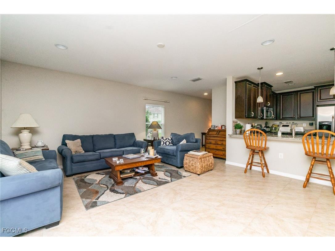 12518 Laurel Cove Drive Fort Myers FL 33913 2025010919 image5