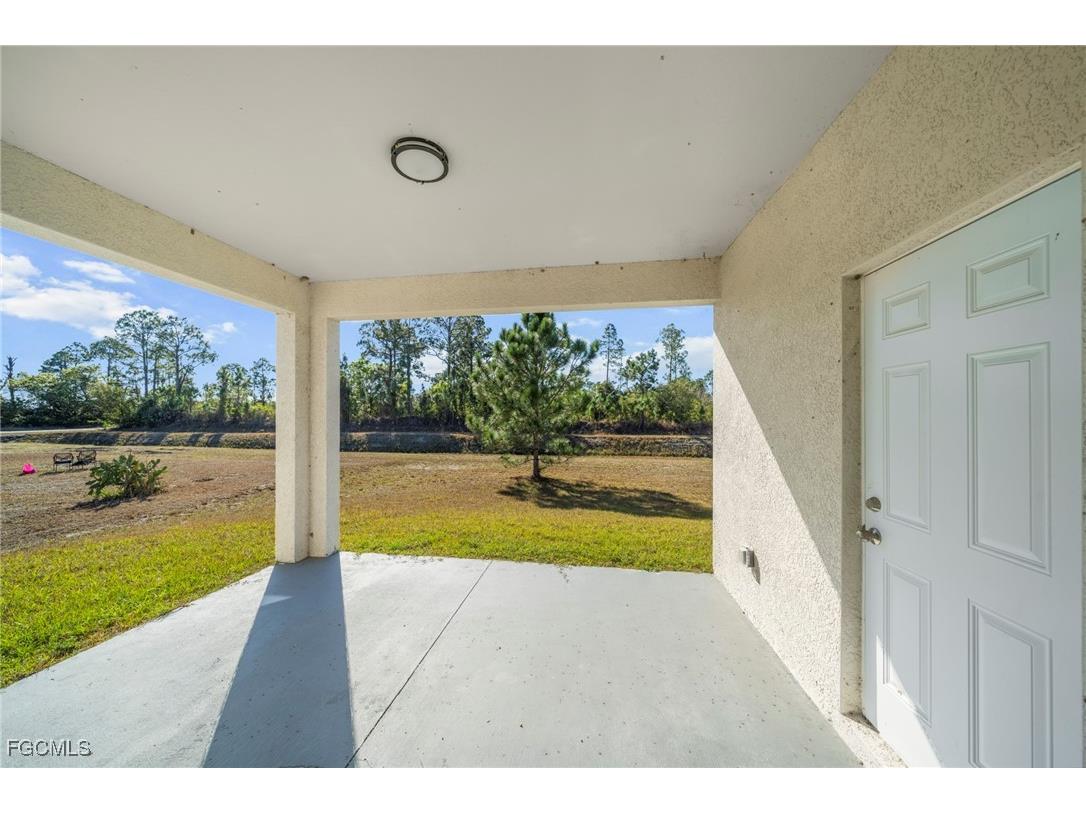 1252 Edna Street E Lehigh Acres FL 33974 2026004610 image19