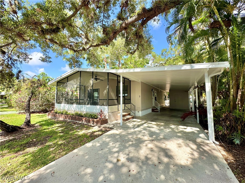 1252 Henderson Creek Drive Naples FL 34114 225084190 image1