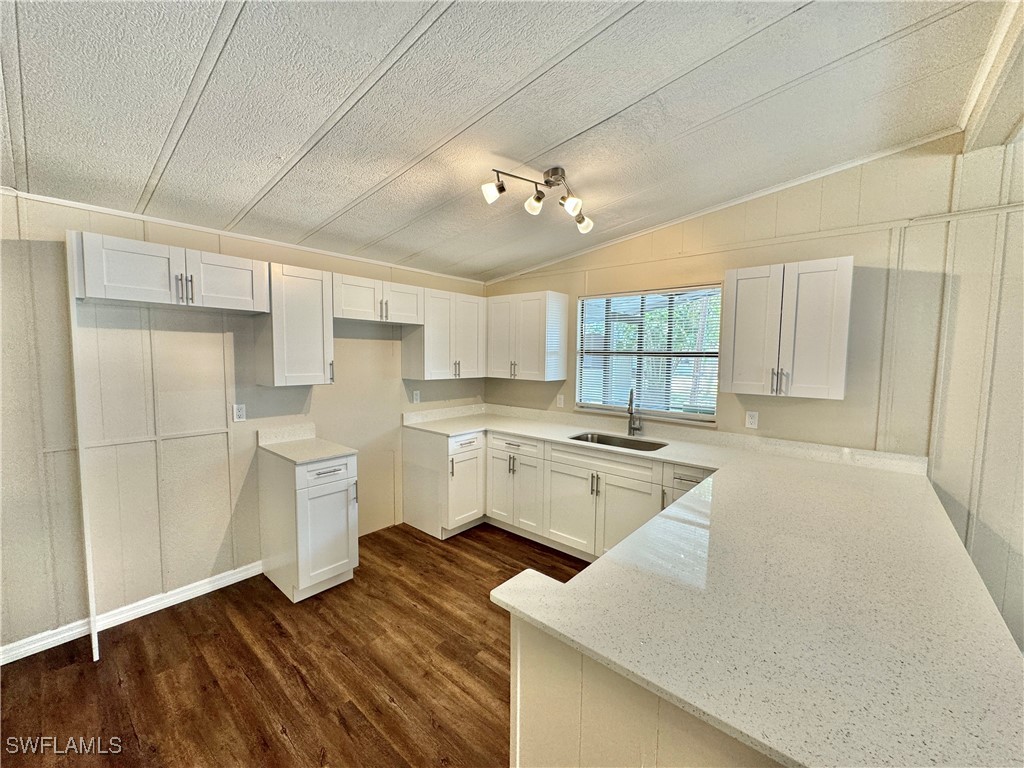 1252 Henderson Creek Drive Naples FL 34114 225084190 image8