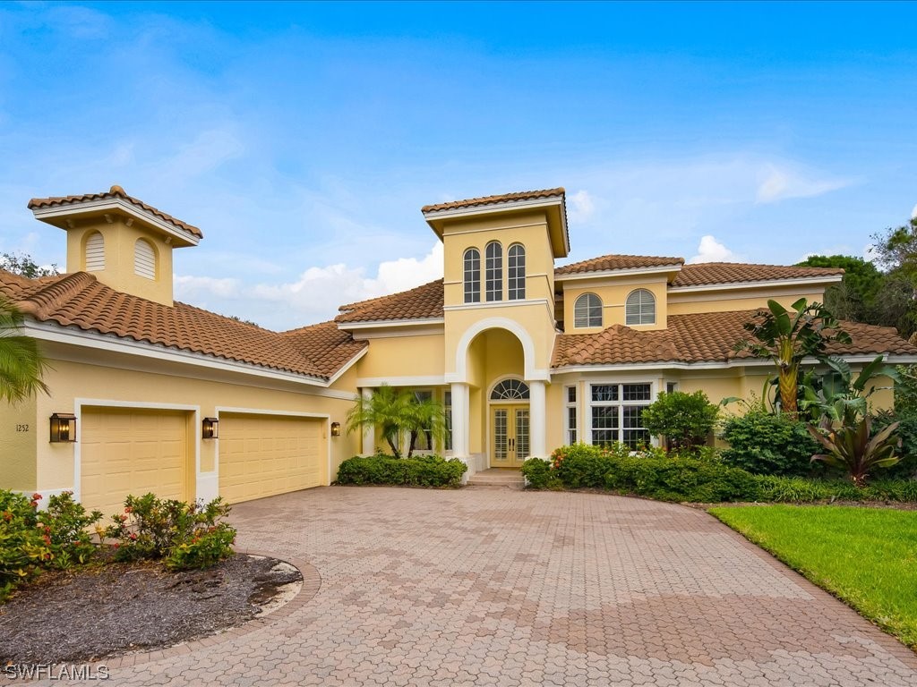 1252 Pocantico Lane Naples FL 34110 224009240 image1