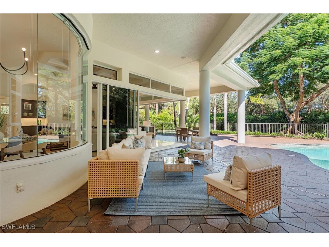 1252 Pocantico Lane Naples FL 34110 225077700 image10