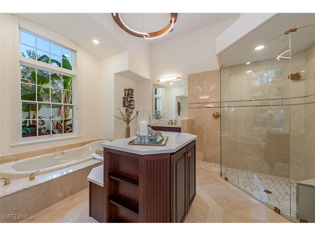 1252 Pocantico Lane Naples FL 34110 225077700 image19