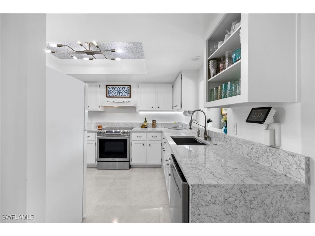 1252 Pompei Lane Naples FL 34103 225064461 image24