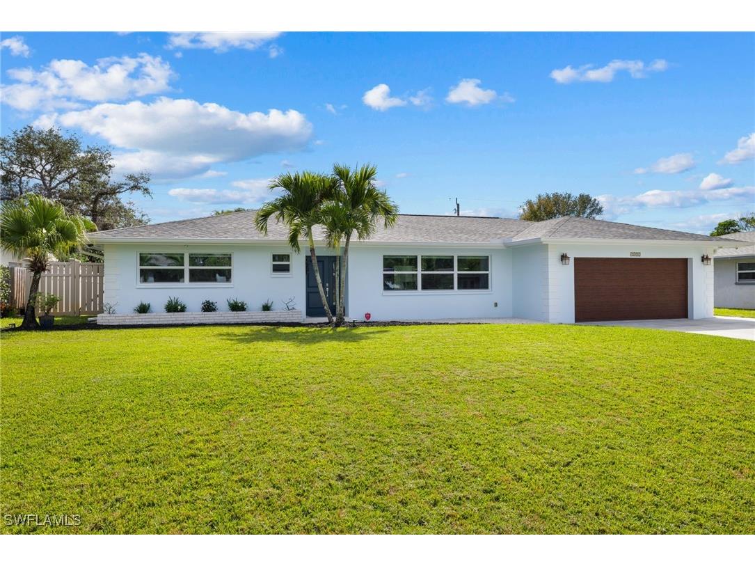 1252 Pompei Lane Naples FL 34103 225064461 image8