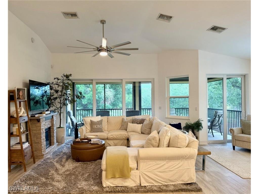 1252 Rialto Way #202 Naples FL 34114 225052502 image2