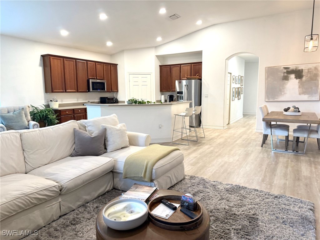 1252 Rialto Way #202 Naples FL 34114 225052502 image4