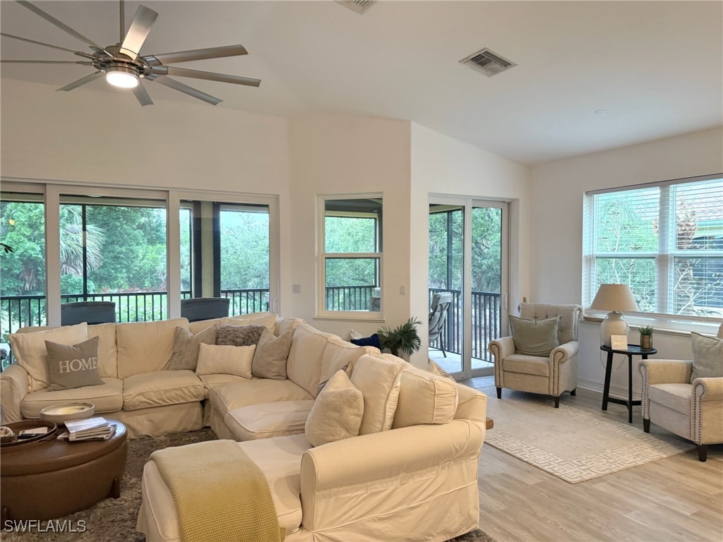 1252 Rialto Way #202 Naples FL 34114 225052502 image8