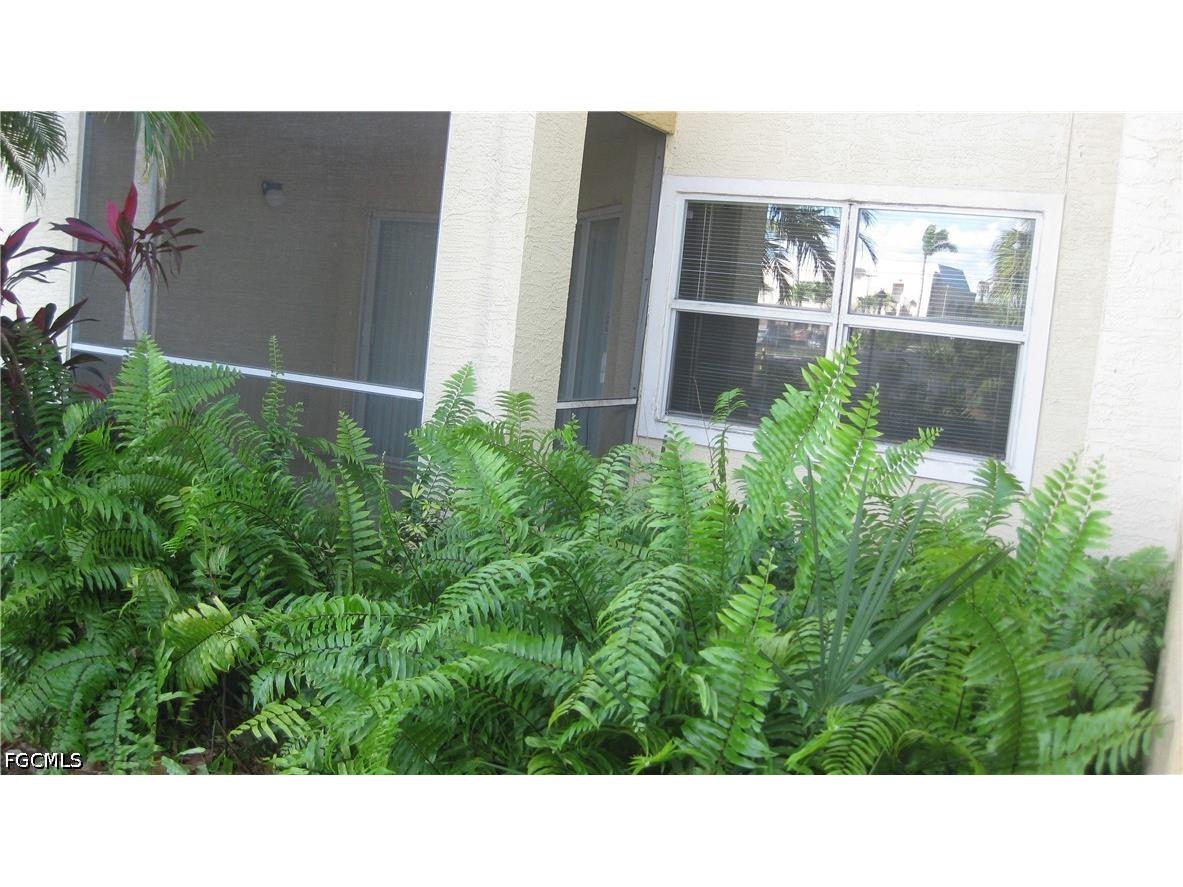 12520 Equestrian Circle #303 Fort Myers FL 33907 2026019671 image9