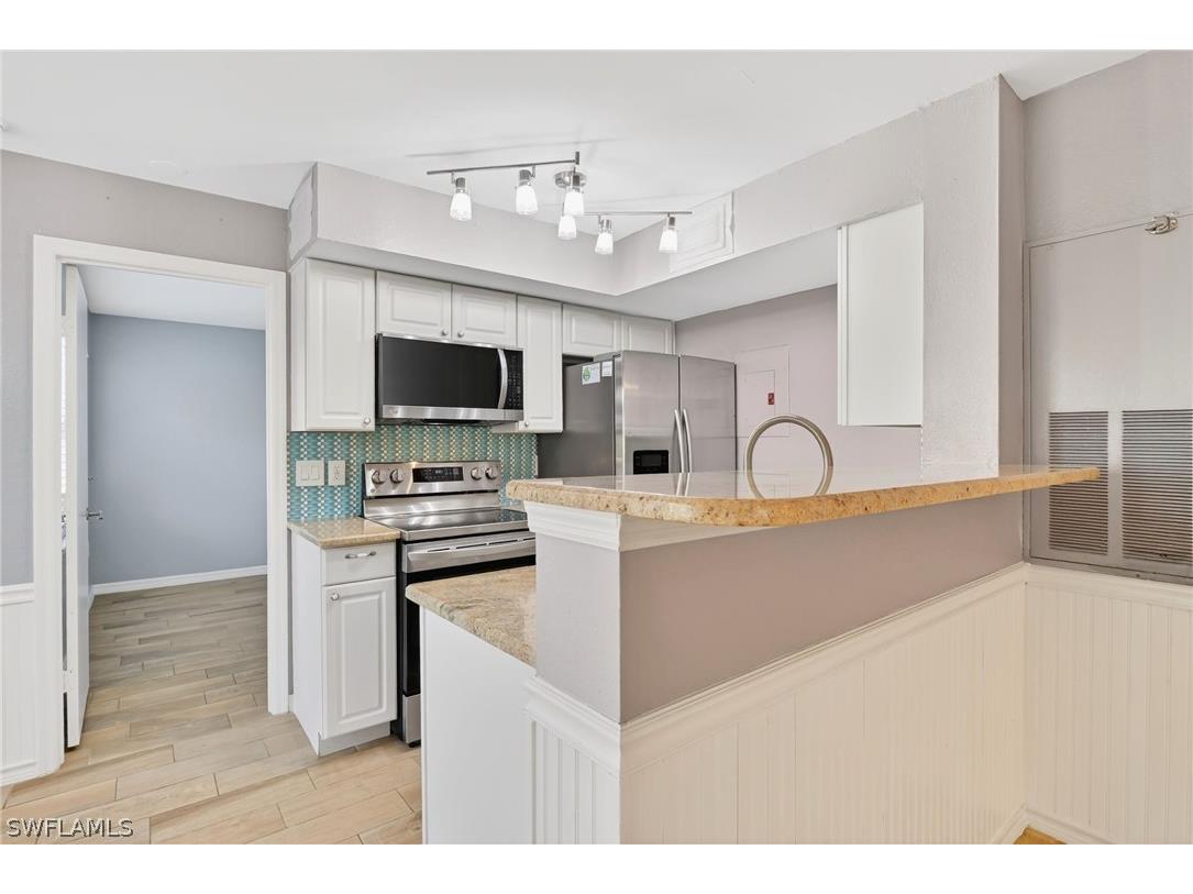 12520 Equestrian Circle #315 Fort Myers FL 33907 226011812 image16