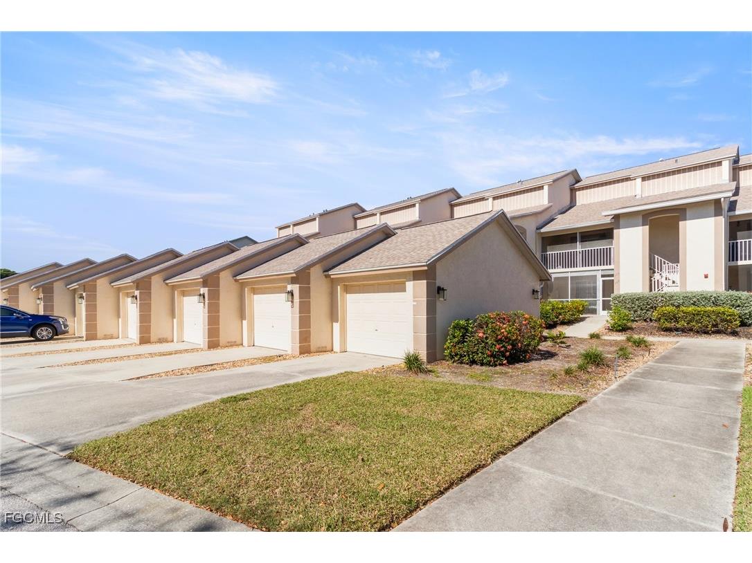 12520 Kelly Greens Boulevard #349 Fort Myers FL 33908 2026005842 image1